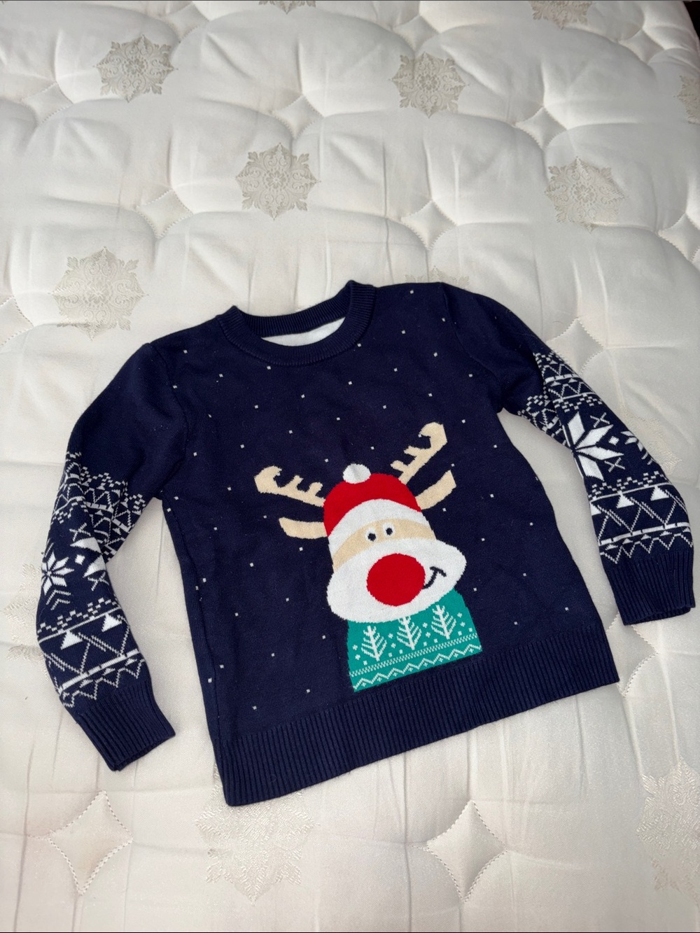 Size 130 Christmas Reindeer Sweater